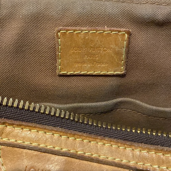 Louis Vuitton Monogram Canvas Palermo PM - Picture 9 of 13